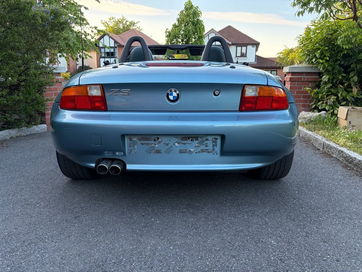 BMW Z3 2.8 Sports Roadster - Image 2