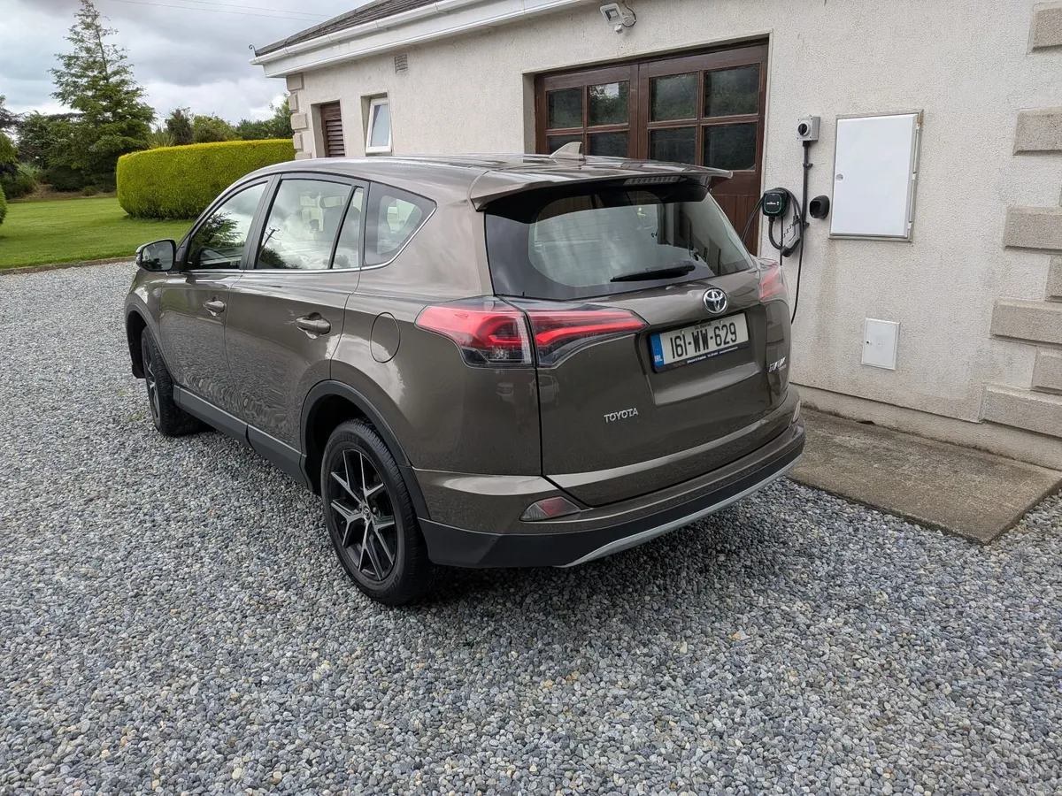 Toyota RAV4 2016 - Image 4