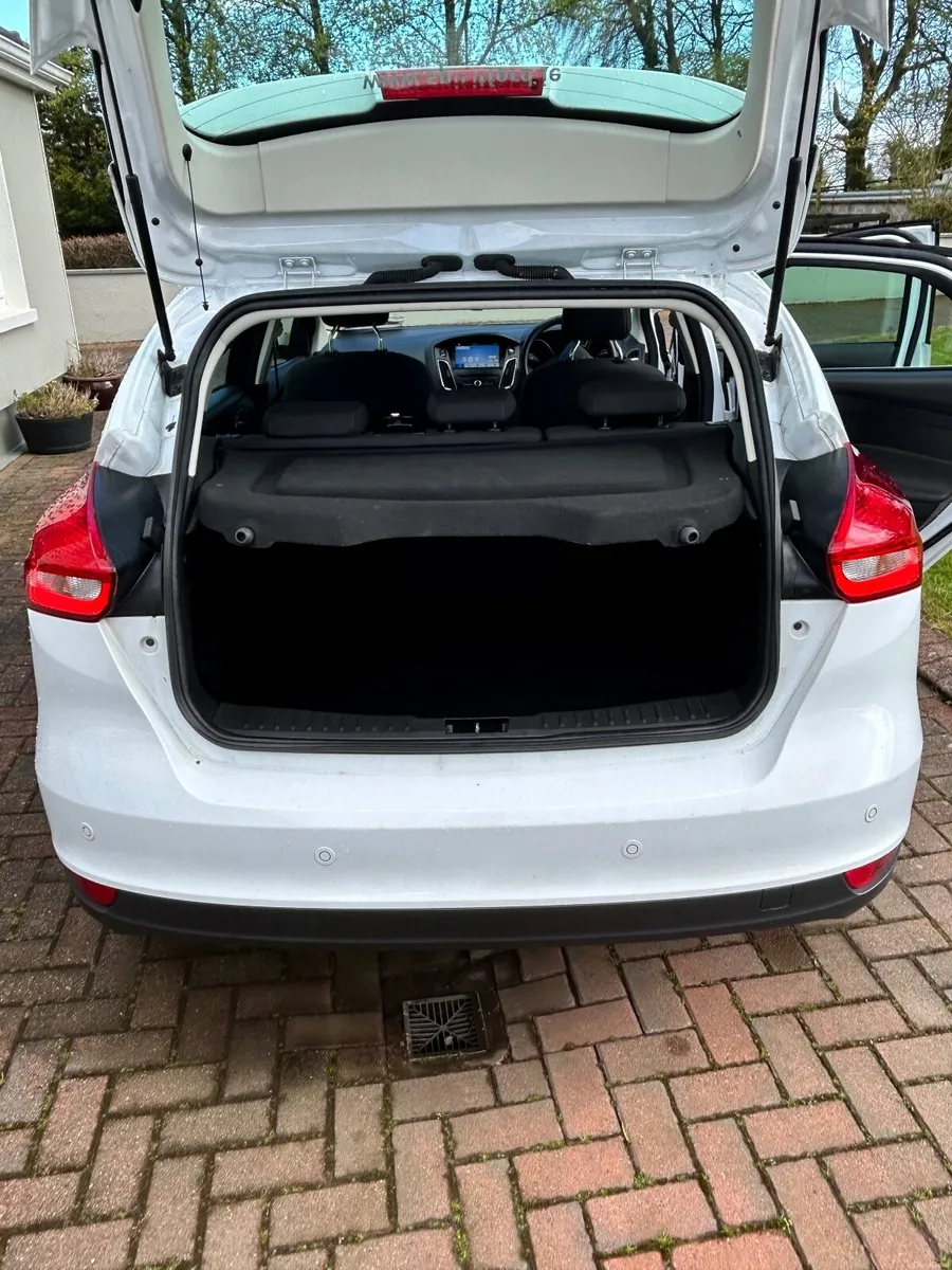 Ford Focus 2017 - Image 6