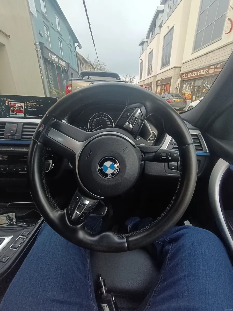 BMW 3-Series 2016 - Image 4
