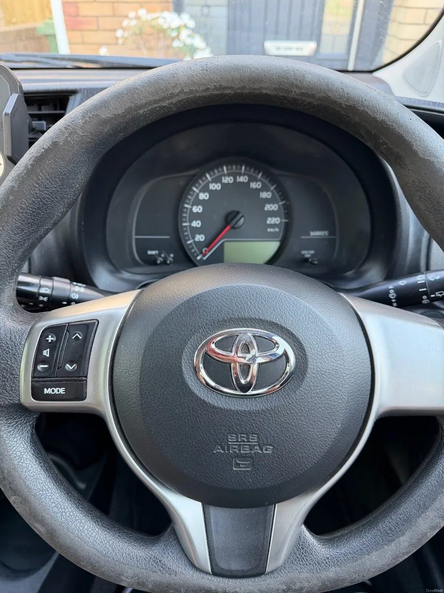 Toyota Yaris - LOW MILES + NEW NCT - Image 5