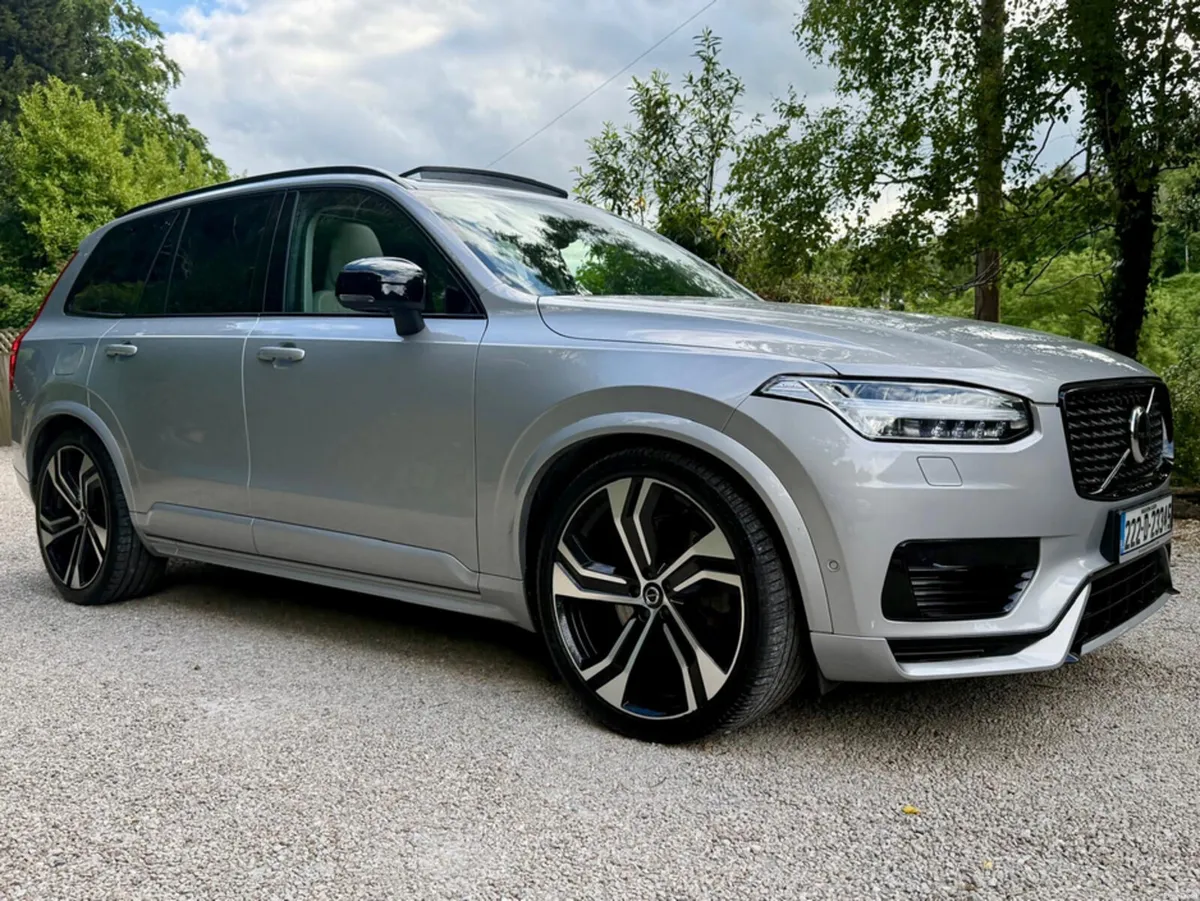Volvo XC90 *Sale Agreed* T8 ULTIMATE AWD 455 bhp * - Image 3