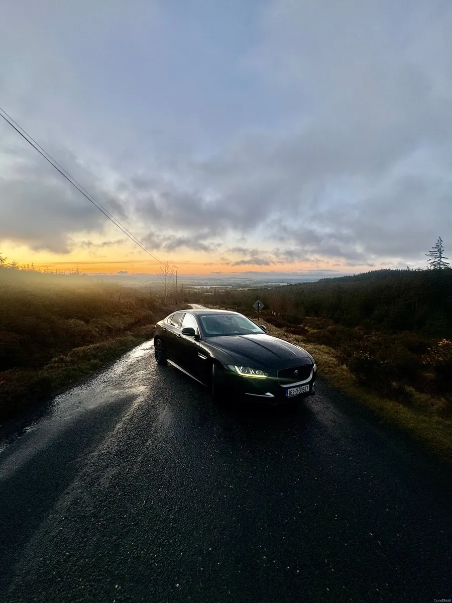 Jaguar XE R-Sport (180BHP) READ AD - Image 4