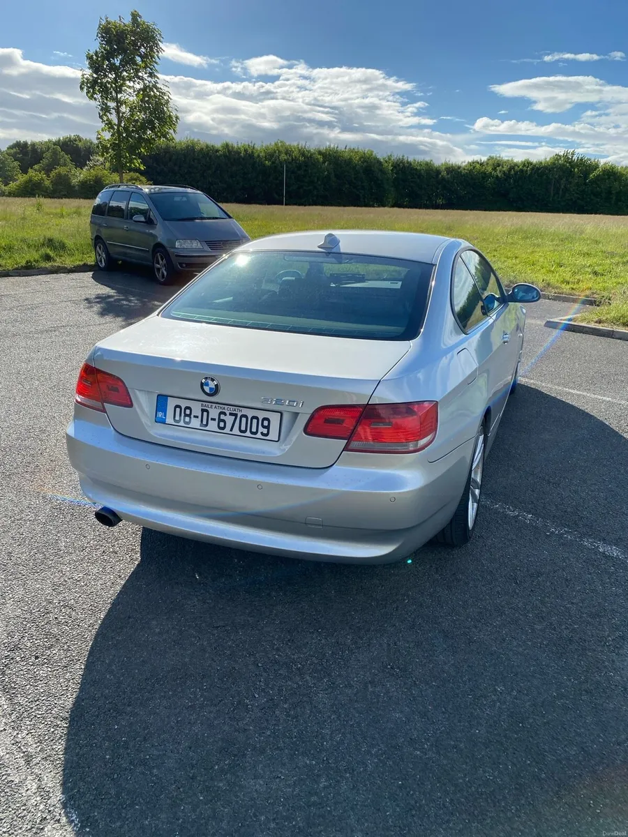 BMW E92 320i Automatic - Image 2