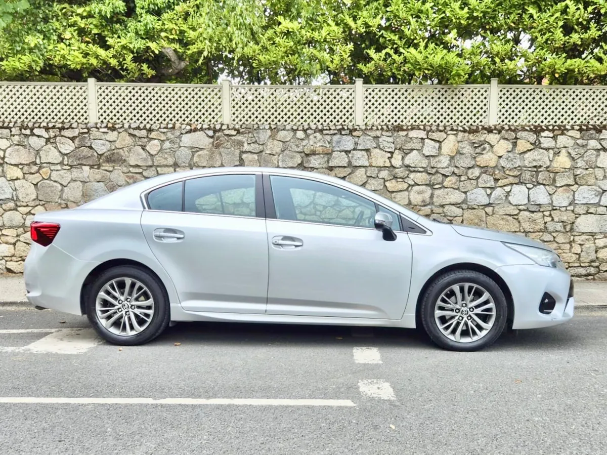 Toyota Avensis 2016 - Image 4