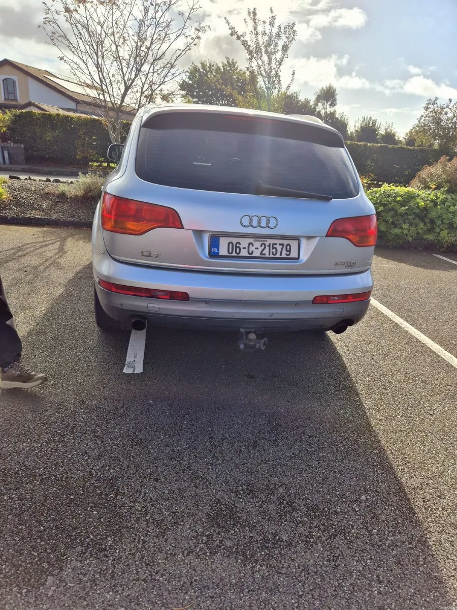 Audi Q7 2006 - Image 1
