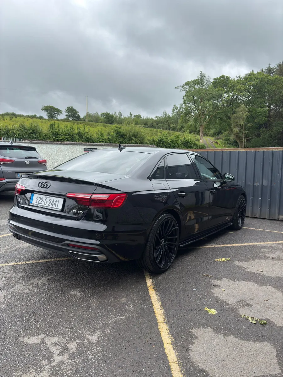 Audi A4 2022 - Image 5