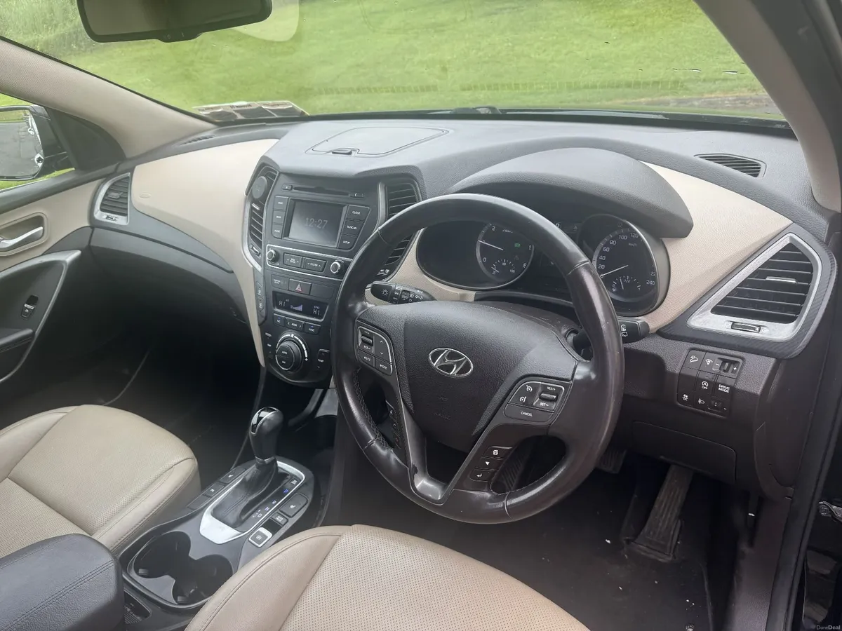 Hyundai Santa Fe 2018 - Image 4