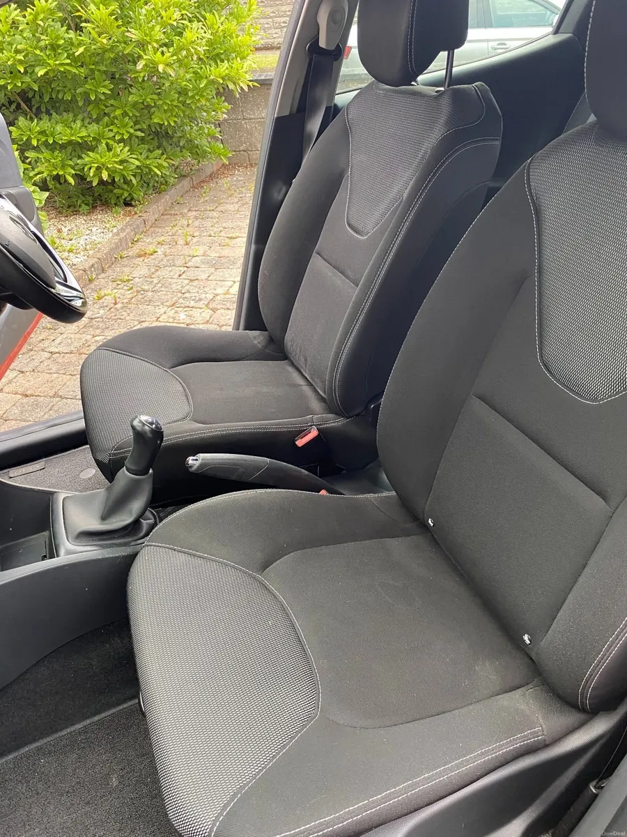 Renault Clio 2013 - Image 3