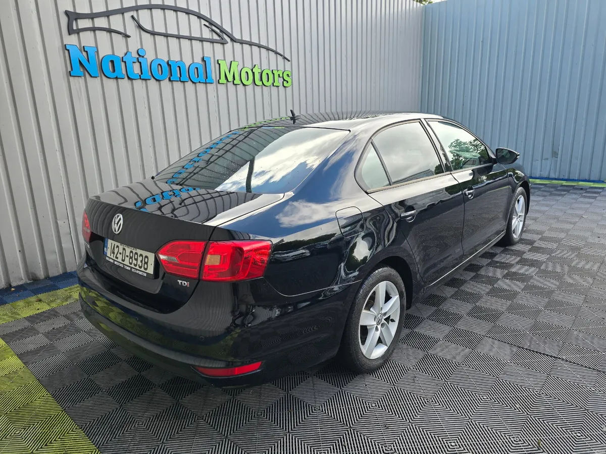 2014 Volkswagen Jetta 1.6 COMFORTLINE - Image 4