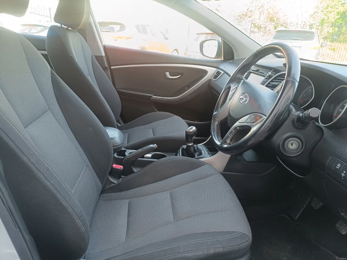 Hyundai i30 2016 High Spec - Image 5
