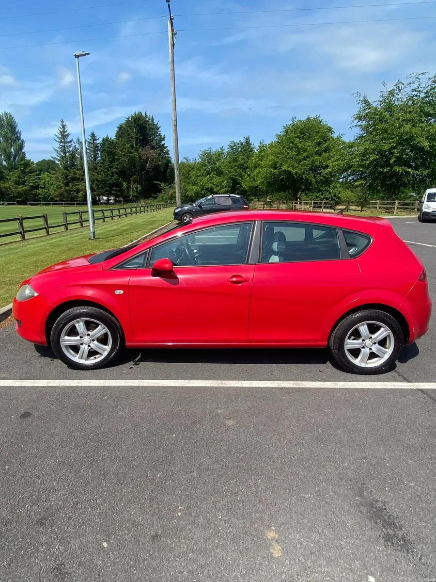 SEAT Leon 1.4 Petrol – NCT 02/27 & Tax 08/26 - Image 4