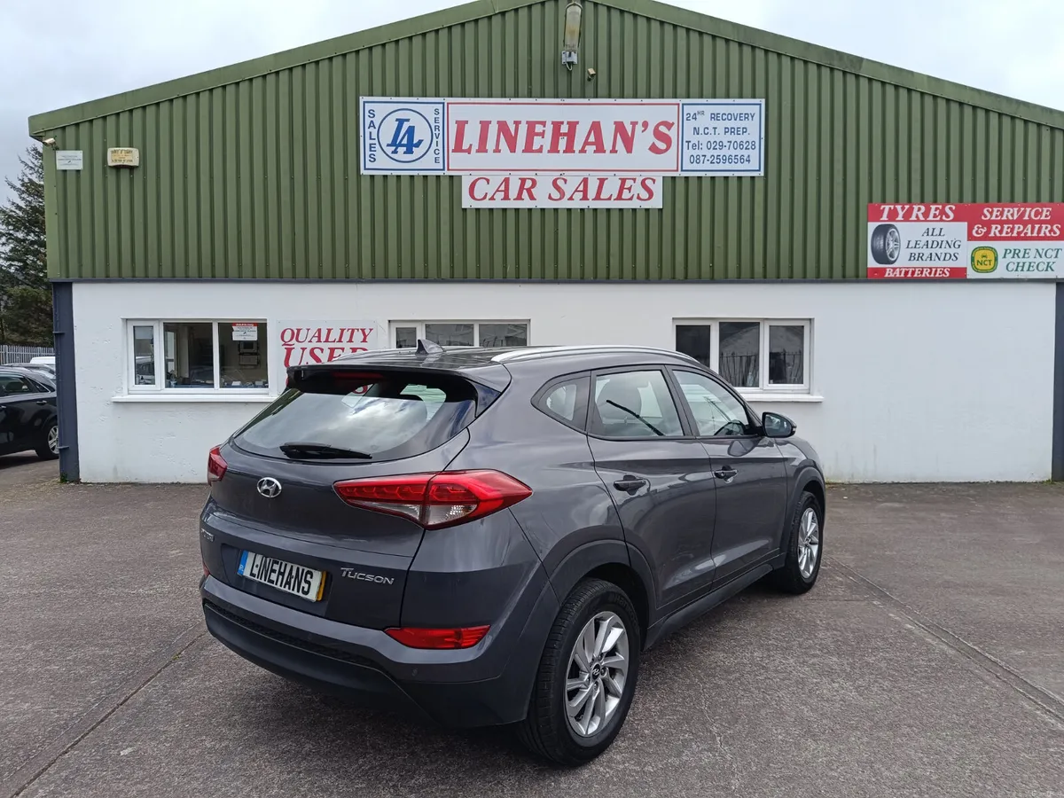 Hyundai Tucson 2018 Low Miles - Image 5