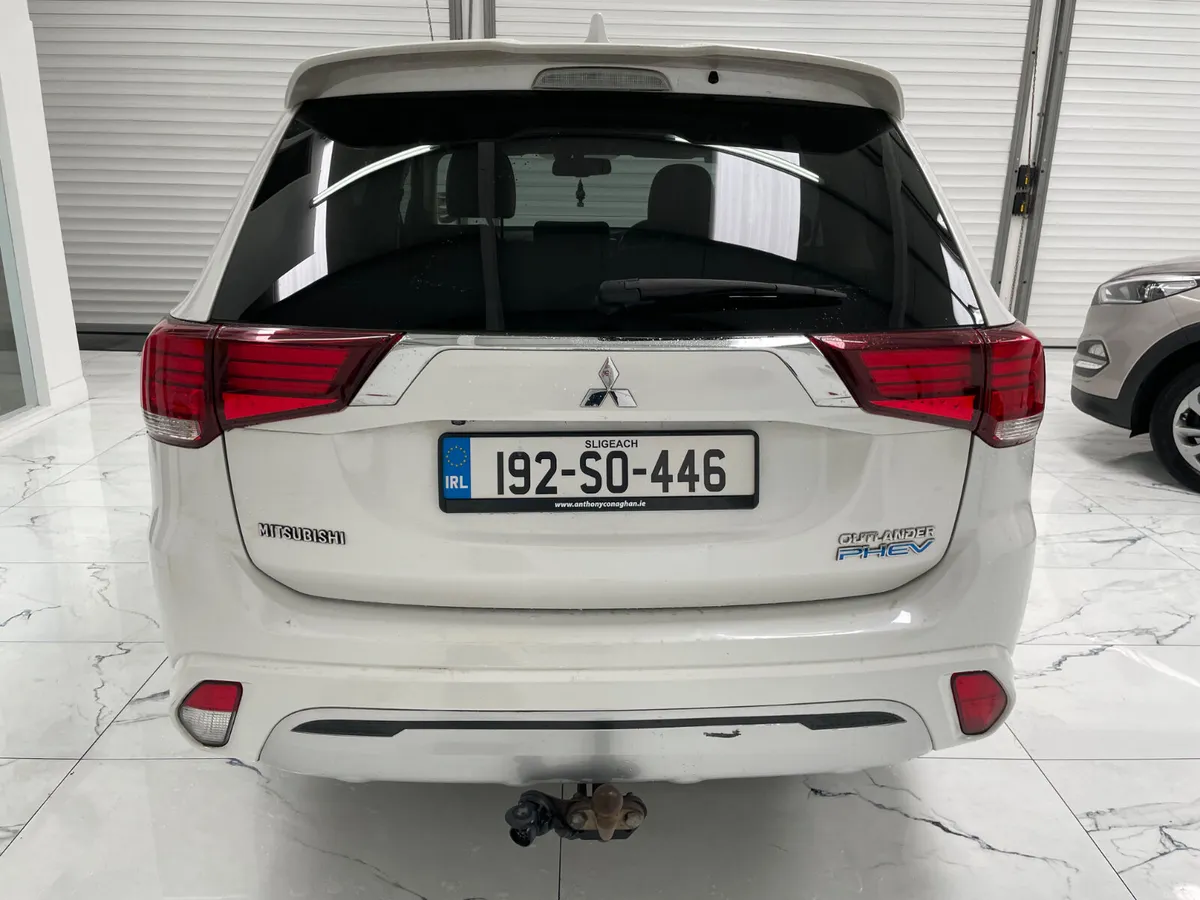 Mitsubishi Outlander 2019 Phev - Image 4