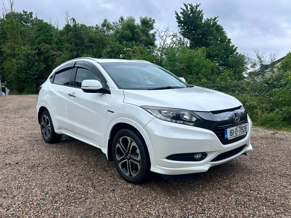 Honda Vezel 2016 1.5 Hybrid  76000 KM - Image 3