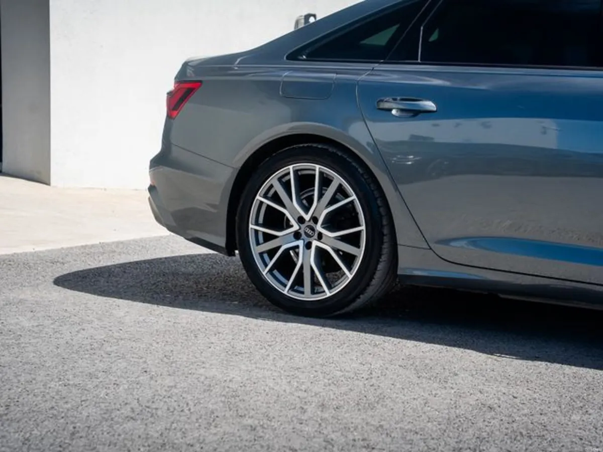 Audi A6 Black ED 40 Mhev 204PS 4DR AUT - Image 4