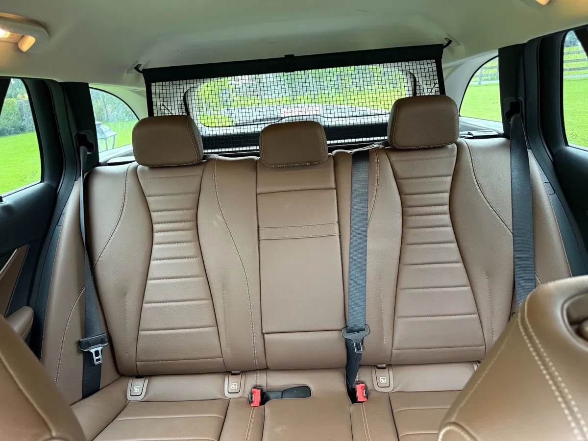 Mercedes-Benz E-Class Estate 2021 - Image 5