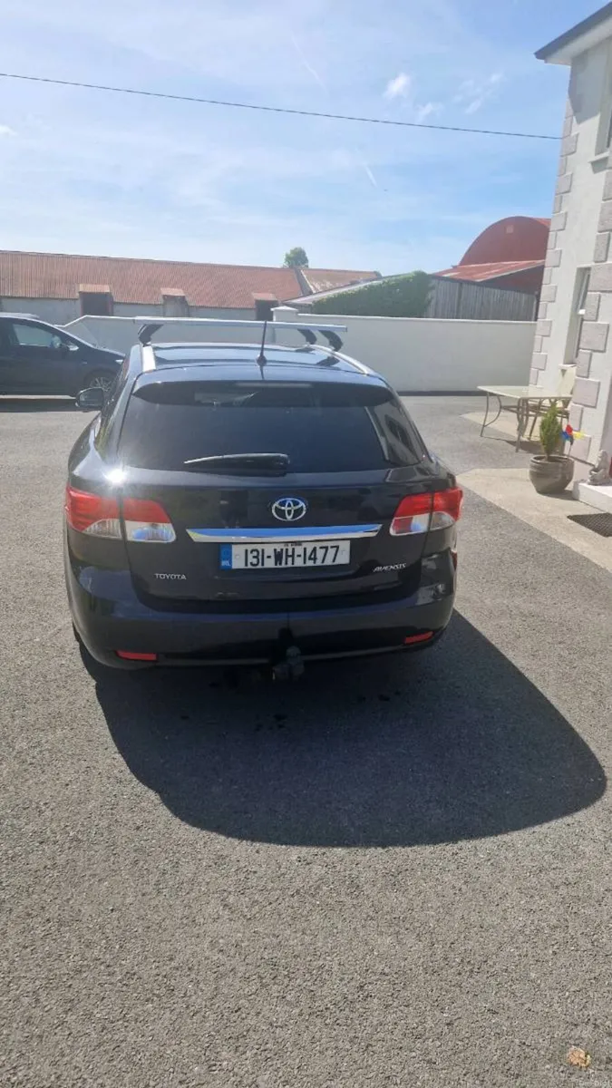 2013 Toyota Avensis Estate - Image 3