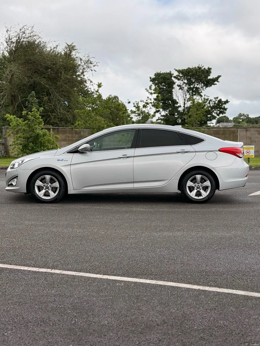 Hyundai i40 Fresh NCT TAX - Image 2