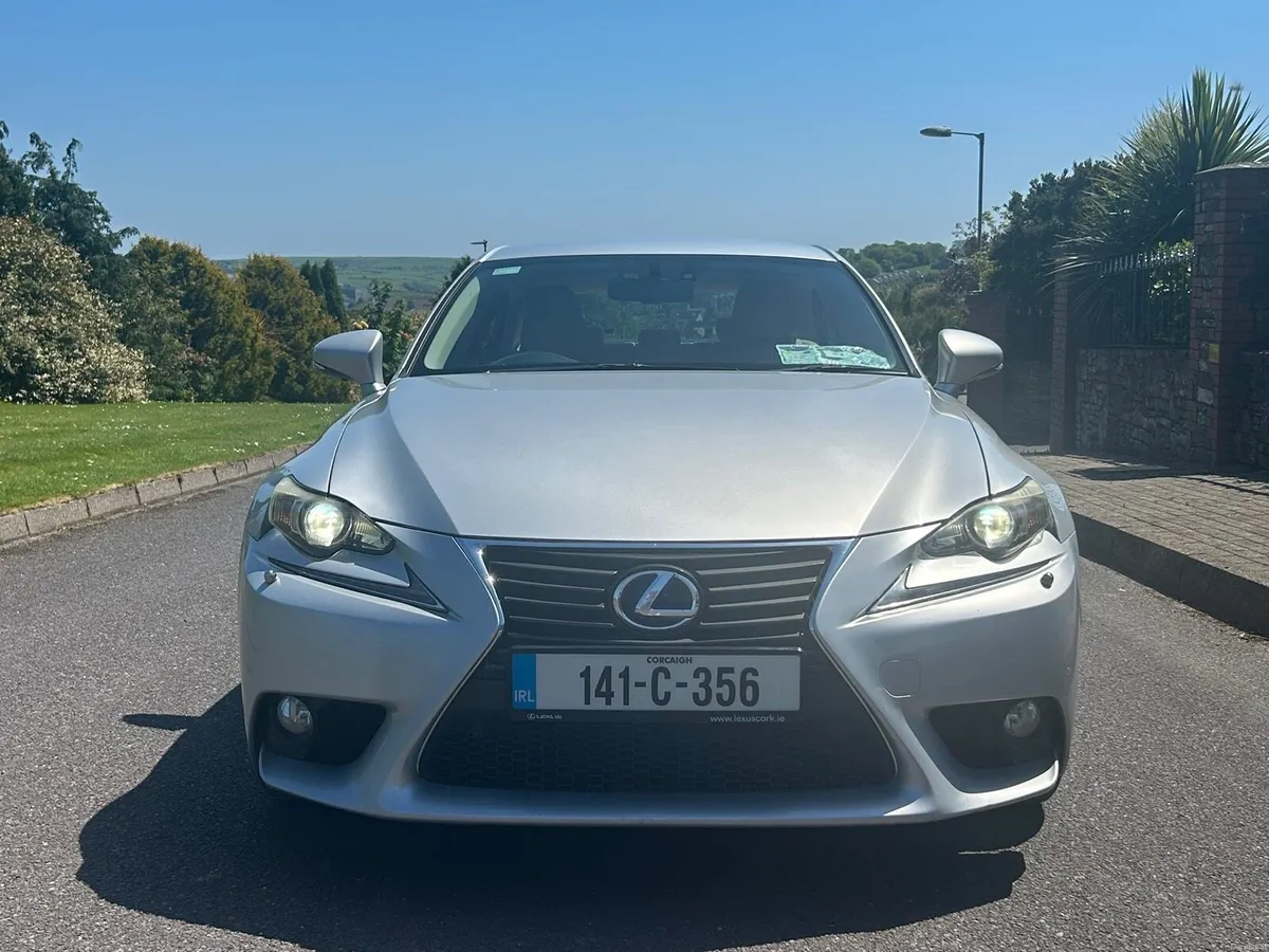 IS300H Executive. Irish Car with Full History. - Image 3