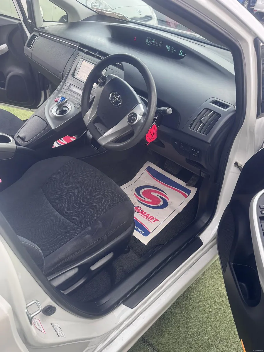 Toyota Prius 2013 - Image 3