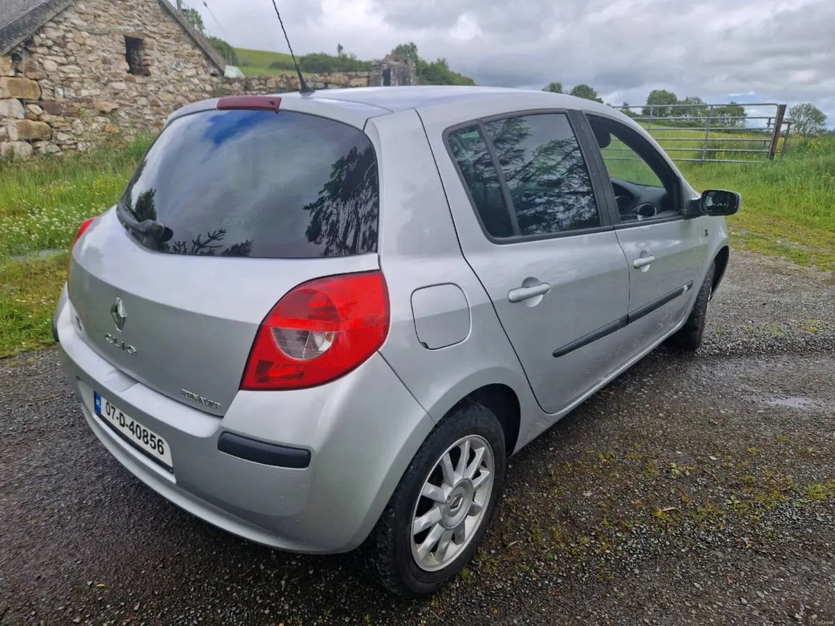 Renualt clio - Image 4