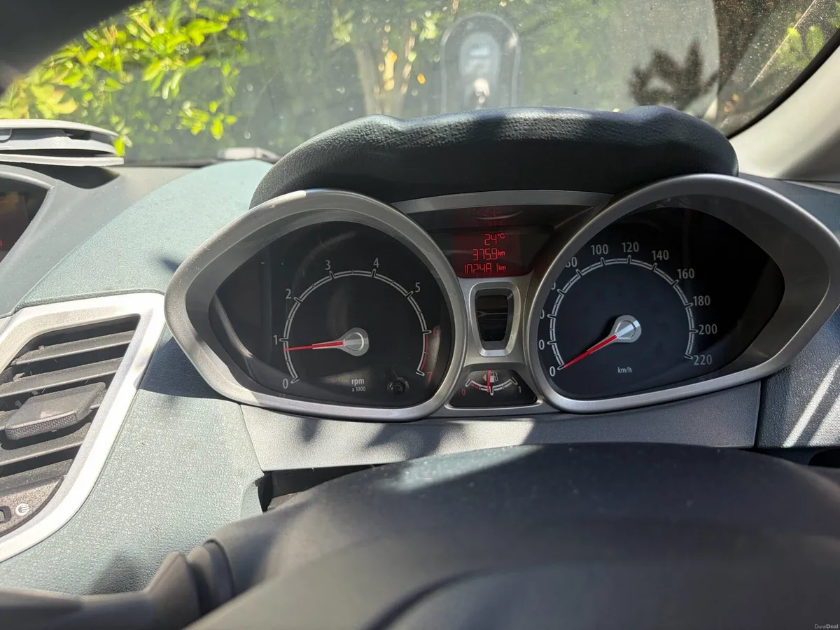 2009 Ford Fiesta 1.25 Titanium - Image 4