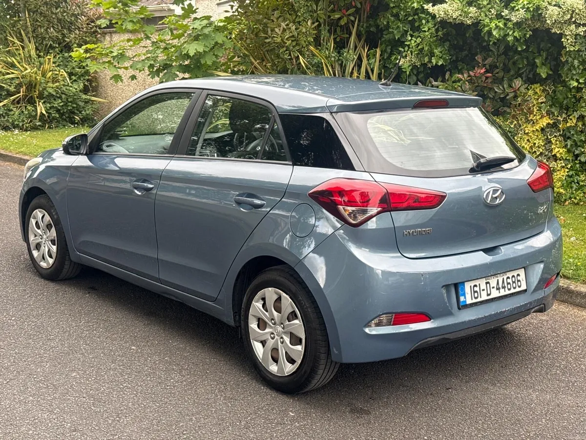 2016 Hyundai i20 Classic - Image 2