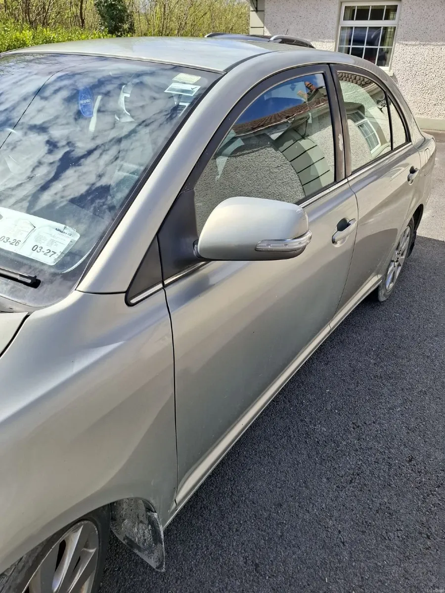 Toyota Avensis 2007 - Image 4