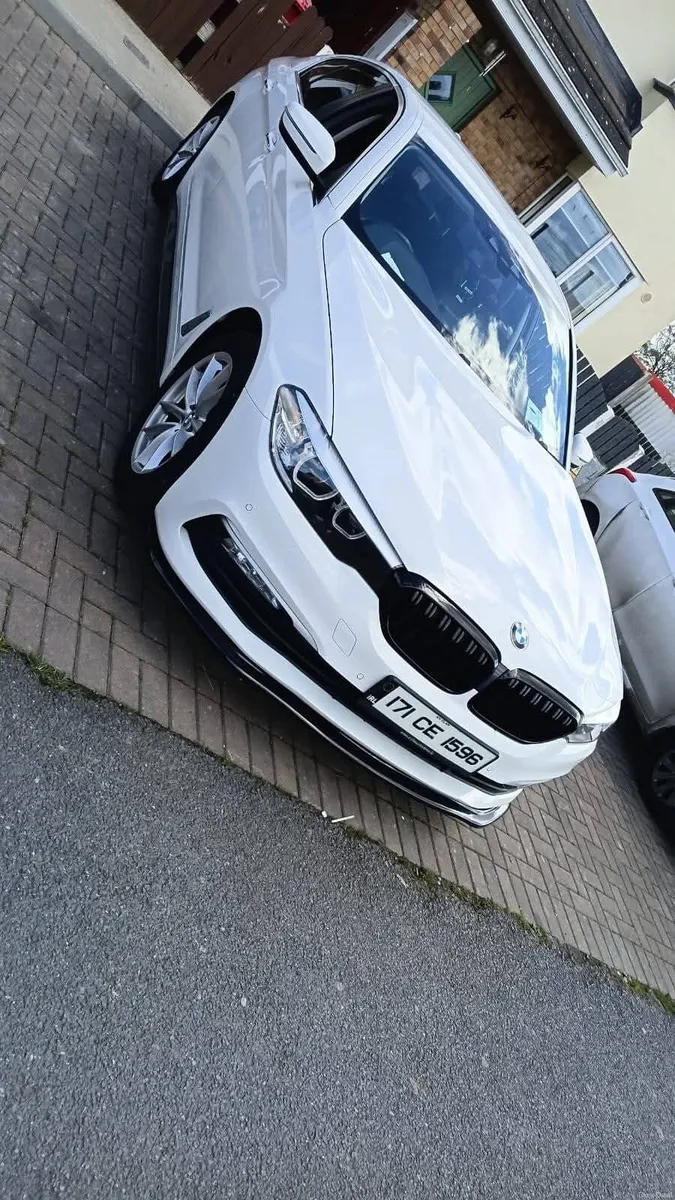 BMW 5-Series 2017 - Image 1