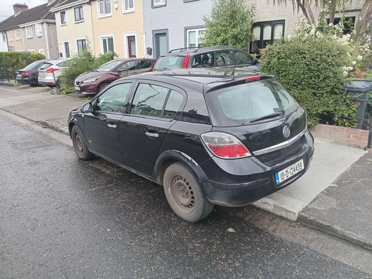 Vauxhall Astra 2010 - Image 3