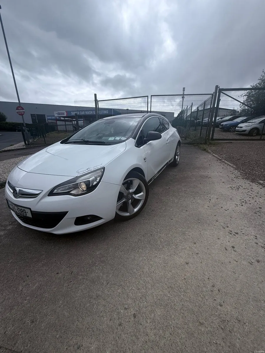 Vauxhall Astra Gtc 2.0 Diesel - Image 1