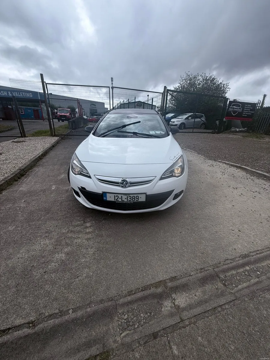 Vauxhall Astra Gtc 2.0 Diesel - Image 2