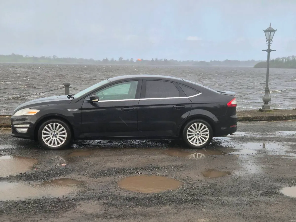 Car - Image 4