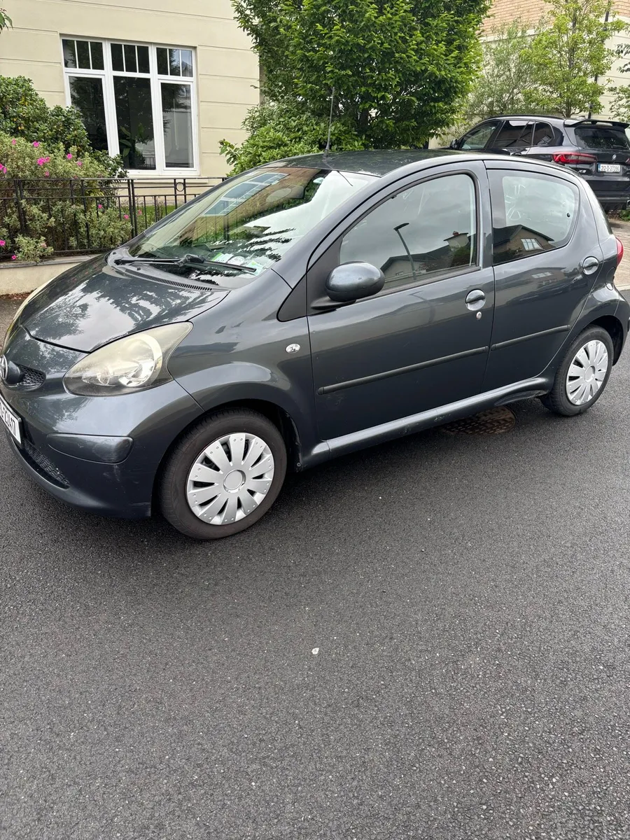 Toyota Aygo 2009 - Image 2