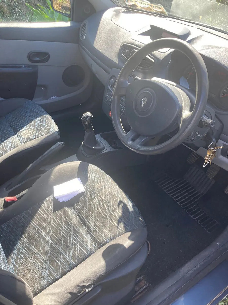 Car - Image 4