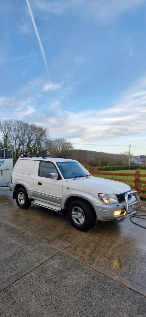Toyota Land Cruiser - Image 2