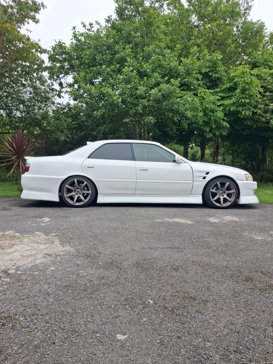 Toyota jzx100 Chaser - Image 5