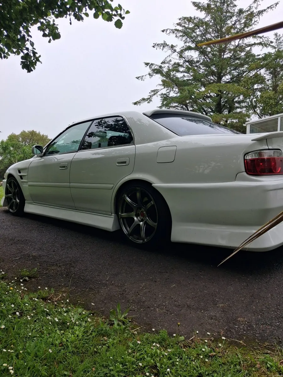Toyota jzx100 Chaser - Image 4
