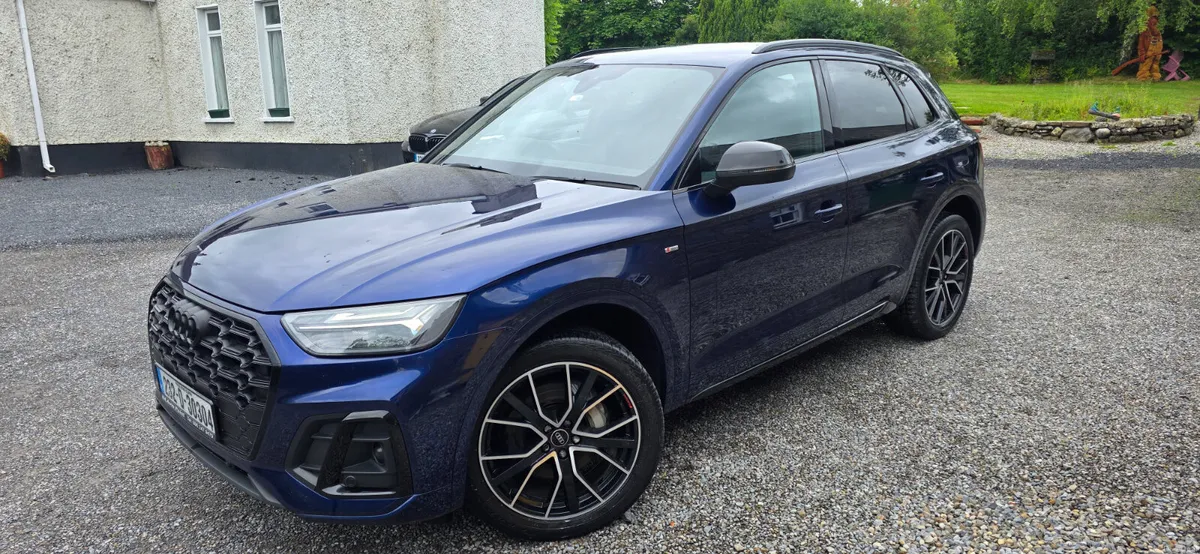 Audi Q5 2023 S LINE BLACK EDITION - Image 3