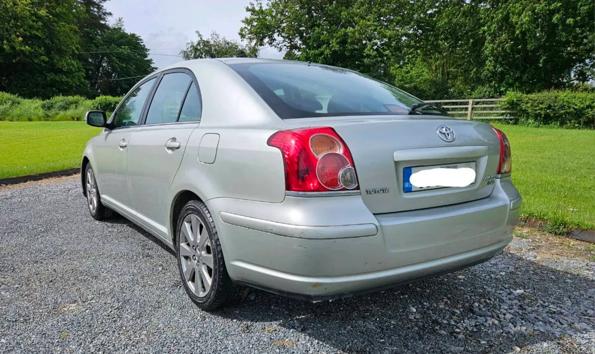 Toyota Avenvis - Image 4