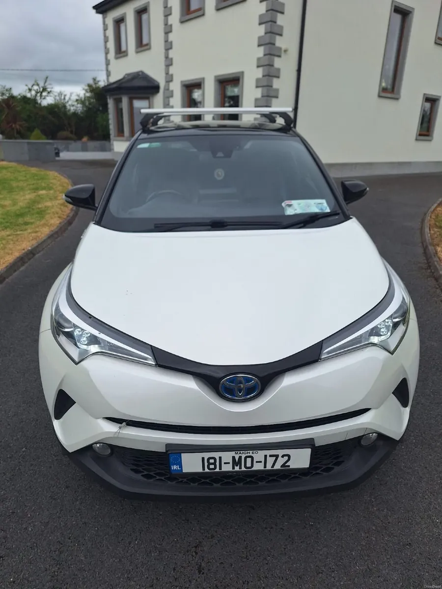 Toyota C-HR HYBRID LUNA SPORT - Image 1