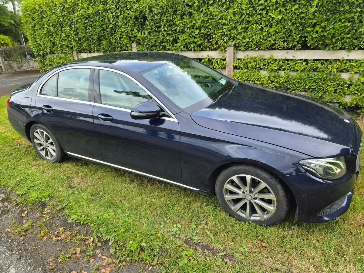 Mercedes-Benz E-Class 2017 - Image 3