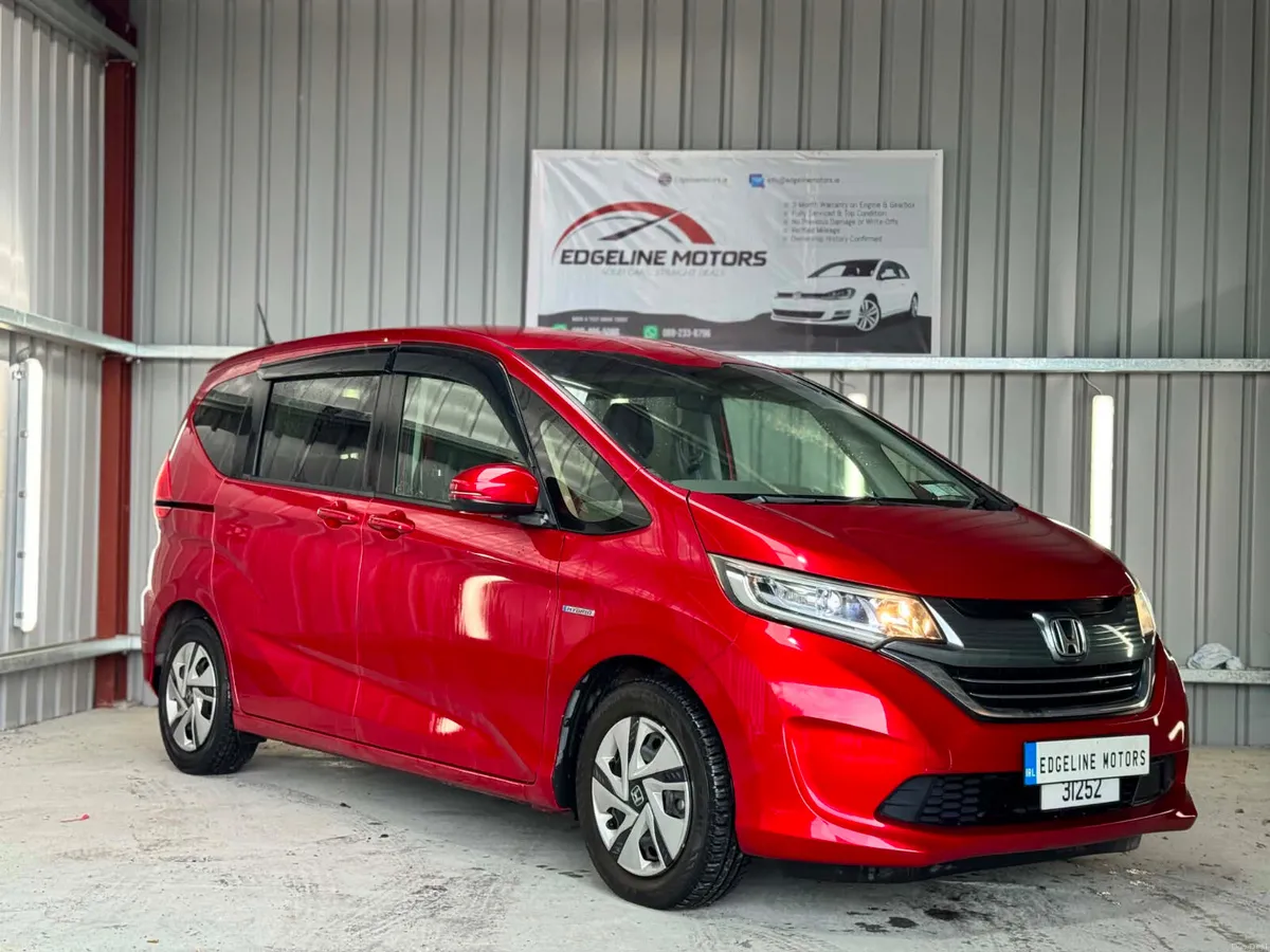 Honda Freed 182  G package Hybrid - Image 4