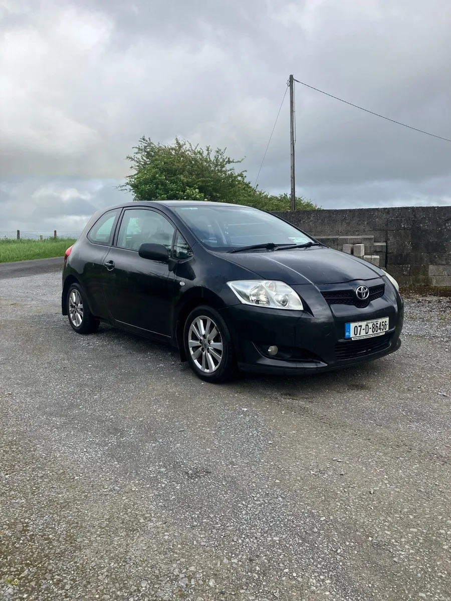 Toyota Auris 1.4vvti - Image 1