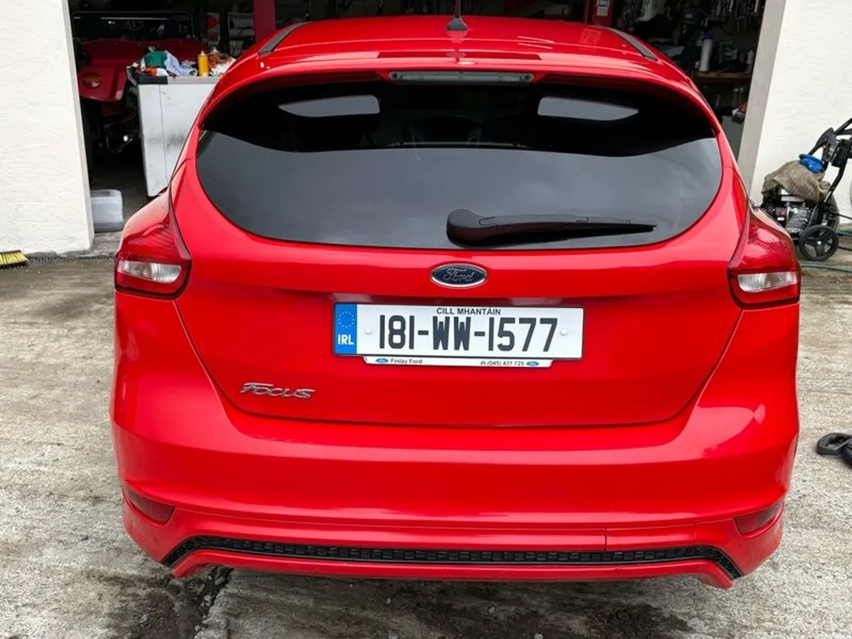 2018 Ford Focus - Image 2