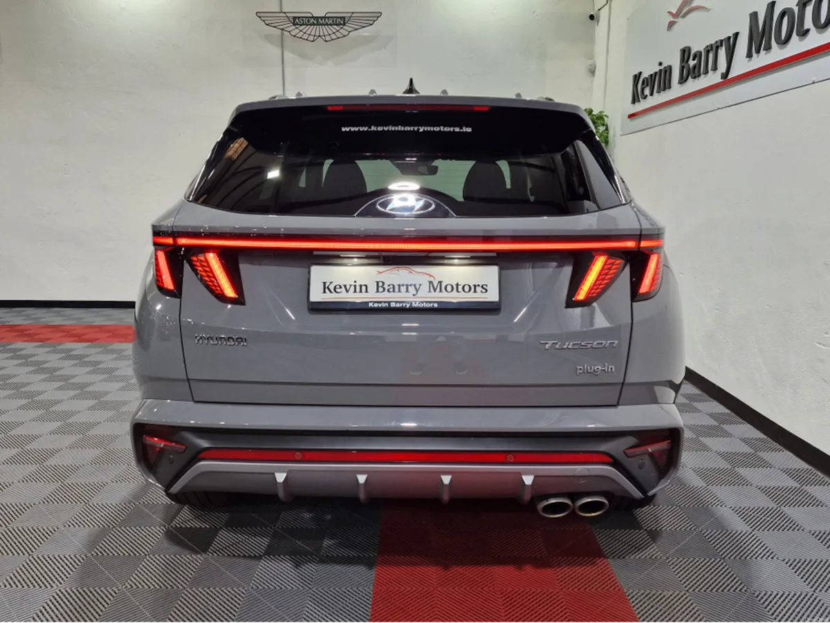 Hyundai Tucson 1.6 PHEV N LINE 4WD 265BHP AUTOMATI - Image 3