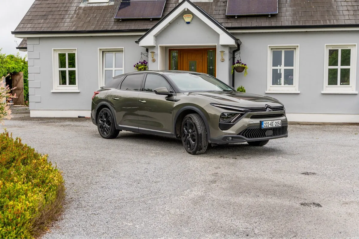 Citron C5X plug in hybrid - Image 1
