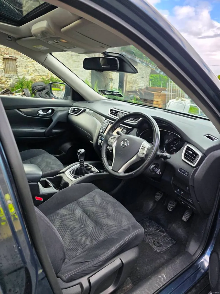 2015 nissan X-TRAIL Diesel 5 seats - Image 6