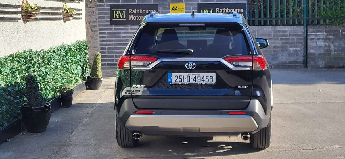 251 Toyota Rav 4 Hybrid Sol 218hp - Image 6